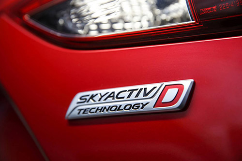 2014-Mazda3-XD-Astina-SkyActiv-D-badge